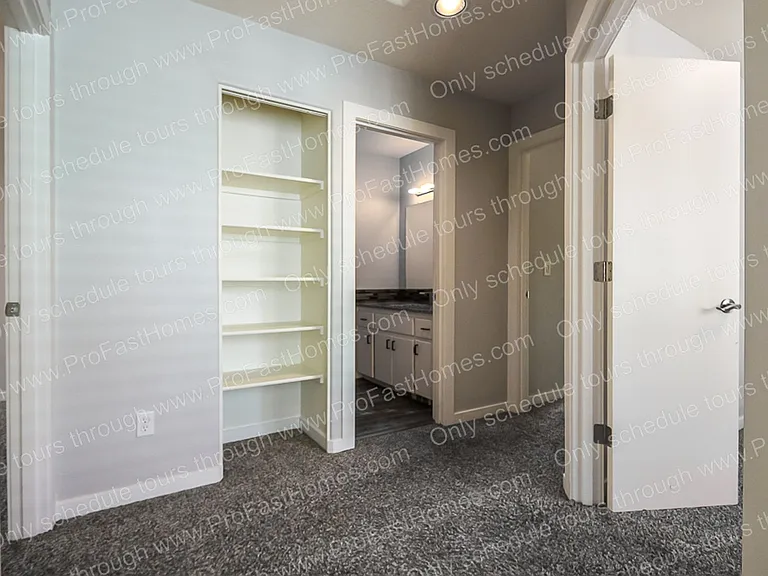 12530 SE Taggart St — Photo 12