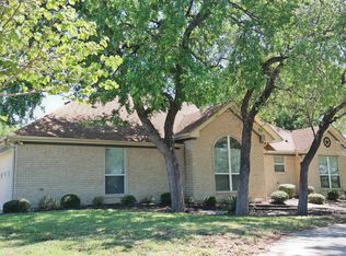 1901 Diamond Ridge Dr, Lampasas, TX 76550