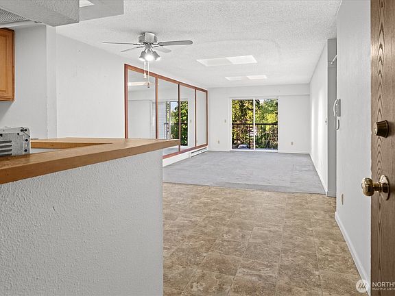 5th image of 14645 NE 34th Street #C24