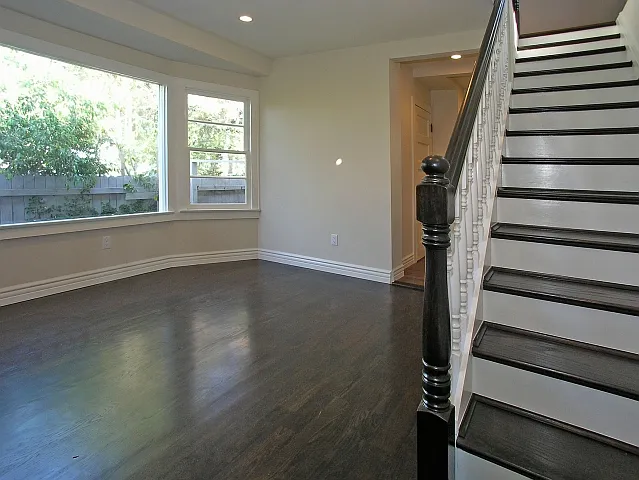 40 19th Ave — Photo 11