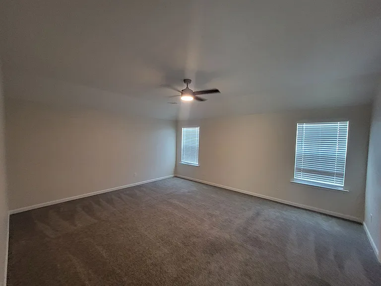 6026 Clifford St — Photo 14