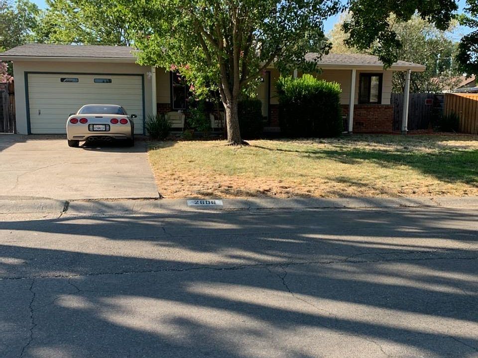 1st image of 2606 Castlewood Dr