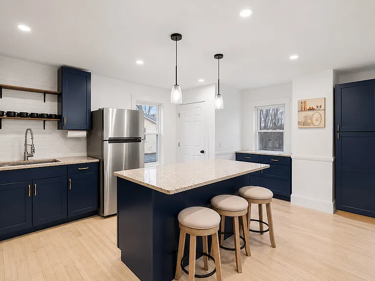 34 Revere St #1 — Photo 15