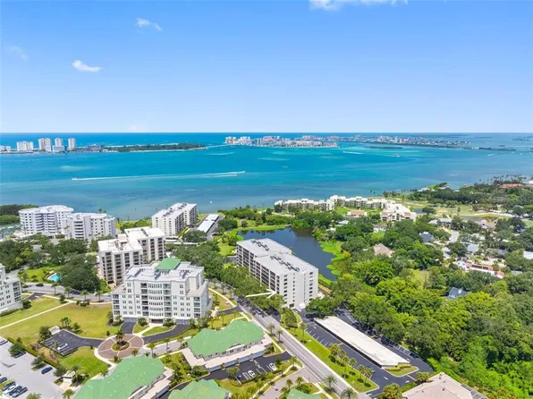 220 BELLEVIEW BOULEVARD #403, BELLEAIR, FL 33756