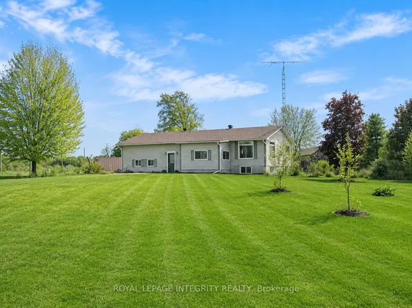 677 Bowes Side Rd, Tay Valley, ON K7H 3C6