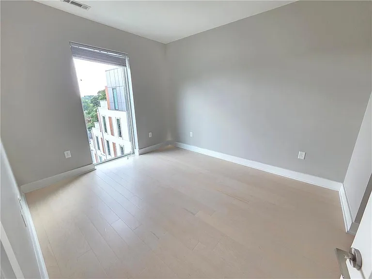 775 Juniper St NE #608 — Photo 5