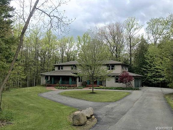 2nd image of 5860 Woodlee Ct