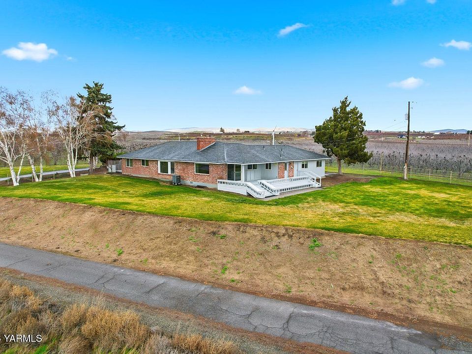 7753 Yakima Valley Hwy, Zillah, WA 98953 | Zillow