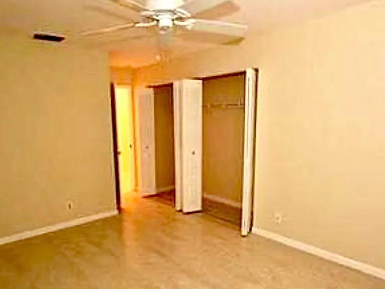 5864 Strawberry Lakes Cir — Photo 6