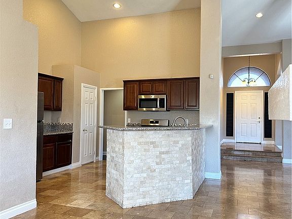 5th image of 3910 Amy Marie Ct