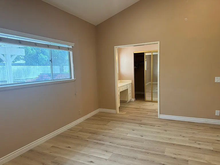 3338 Belle River Dr — Photo 14