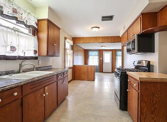 4th image of 533 Hesper Ave