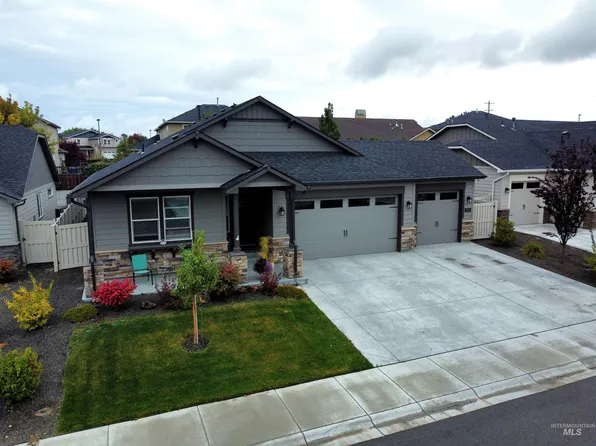 7570 W Blackberry Ct, Boise, ID 83709