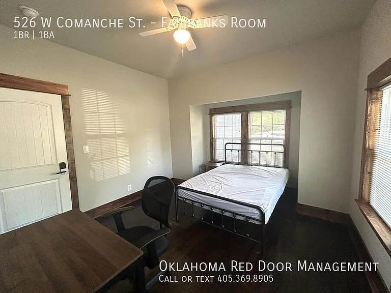 526 W Comanche St — Photo 5