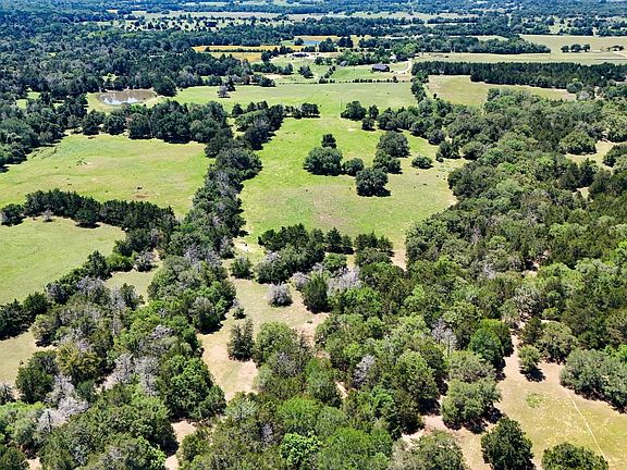 3rd image of Ehlinger Rd
