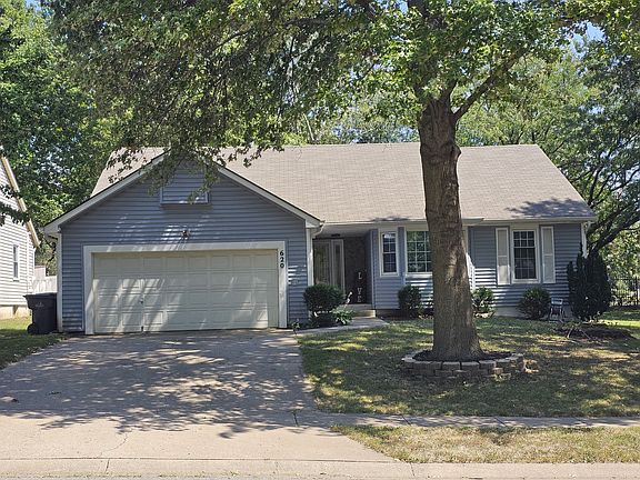 Wonderful 3/2 Ranch for lease in quiet neighborhood