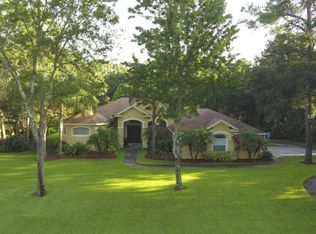 2602 Spring Green Dr, Lutz, FL 33559