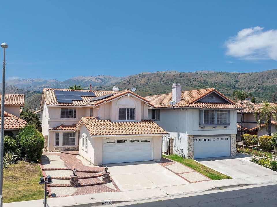 1st image of 12023 Stone Gate Way