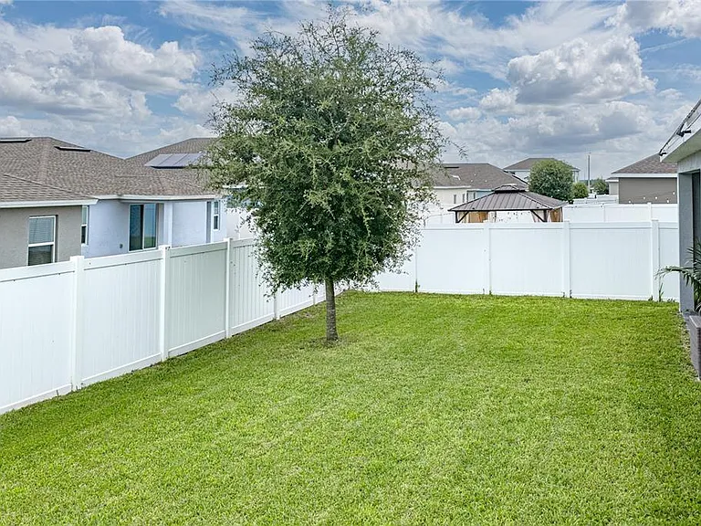 2235 Pigeon Plum Dr — Photo 38
