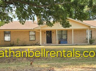 126 County Road 42320, Paris, TX 75462