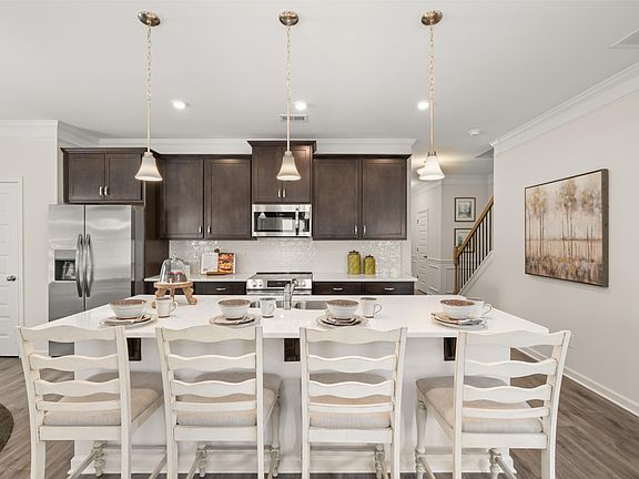 5th image of 132 Andros Loop