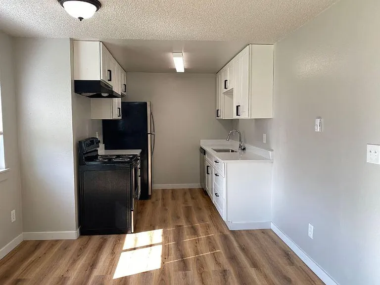 Dimension Lakewood Apartments — Photo 2