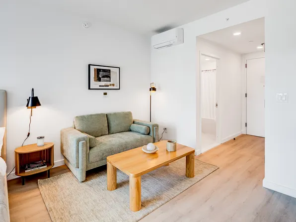 2840 Atlantic Avenue 5120 image 2 of 15