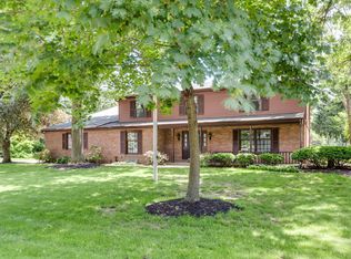 7330 Carmen Dr NW, North Canton, OH 44720