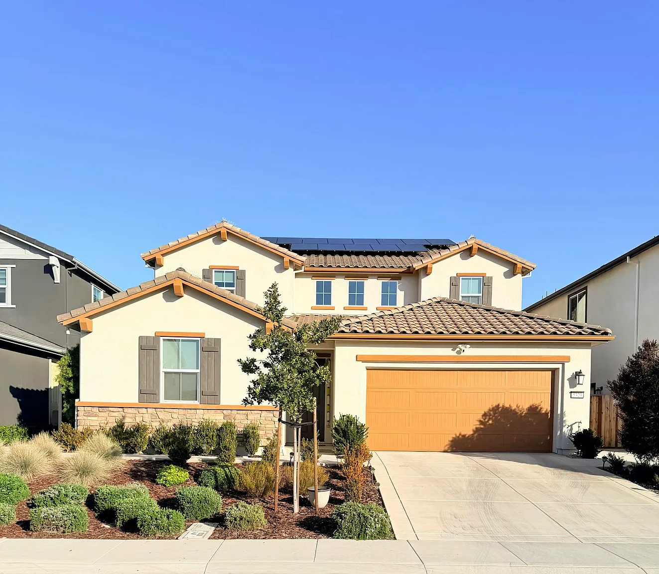 5329 Frisanco Way photo 1