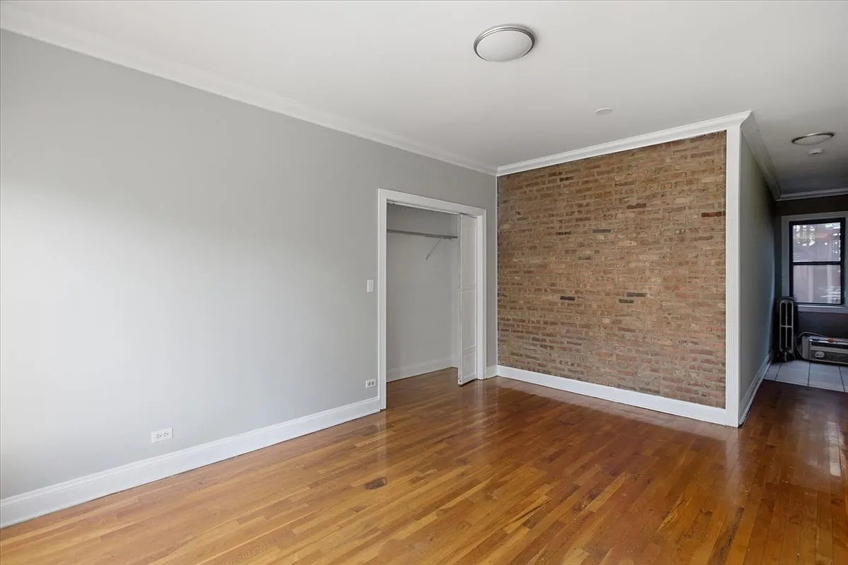 Studio, 349 sqft, $995 — Photo 2