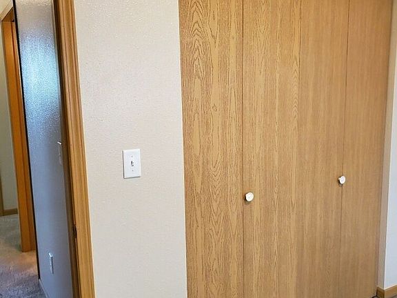 5th image of 1402 Highview Dr APT 3