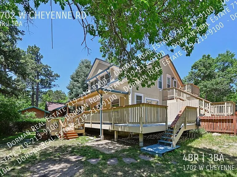 1702 W Cheyenne Rd — Photo 2