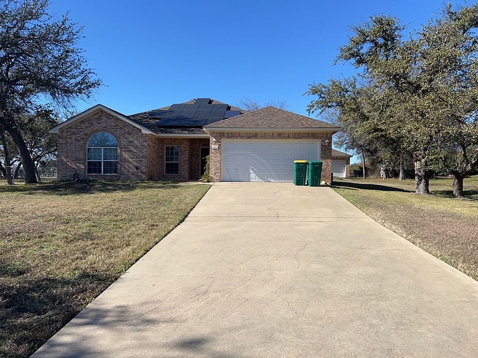 1st image of 202 Wayne Dr