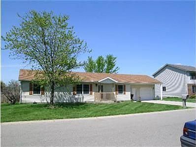 1st image of 3480 Redbud Dr