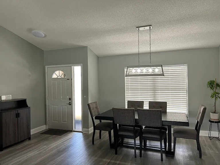 4314 Ellenville Pl — Photo 6