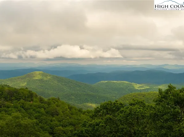 Estate 3 Reynolds Parkway, Boone, NC 28607