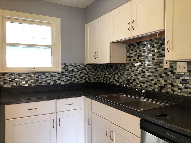 7007 Reese Ln — Photo 9