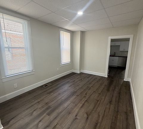 3rd image of 709 Park St