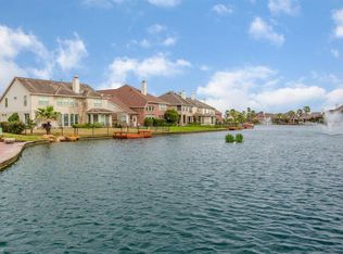 10026 Lakeside Gables Dr, Houston, TX 77065