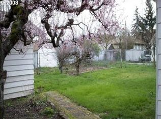 5904 SE 84th Ave, Portland, OR 97266