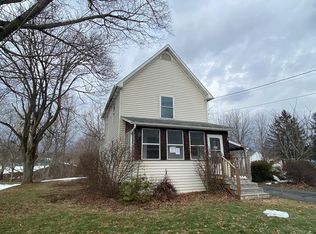 91 Pitney St, Sayre, PA 18840