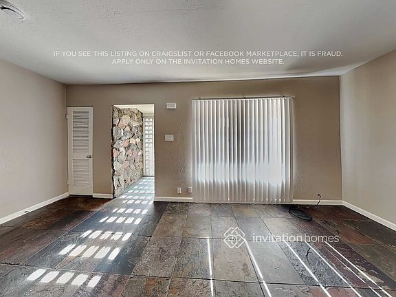 4th image of 2532 E Clarendon Ave