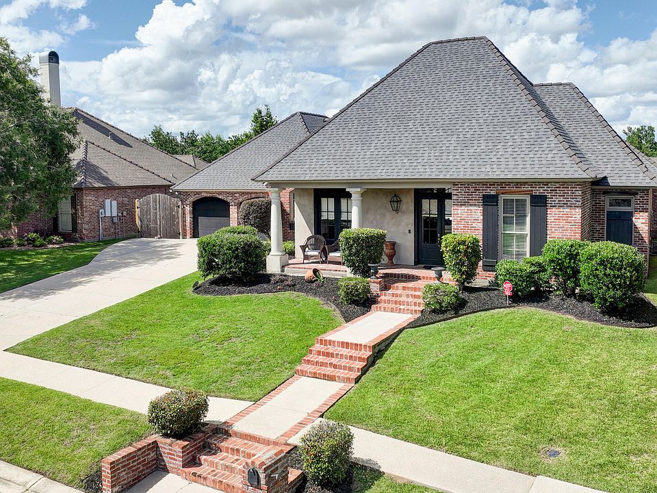 1st image of 203 Flagstone Ct