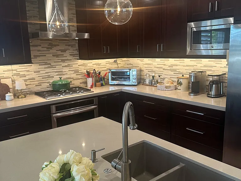 1814 Sweet Briar Pl — Photo 7