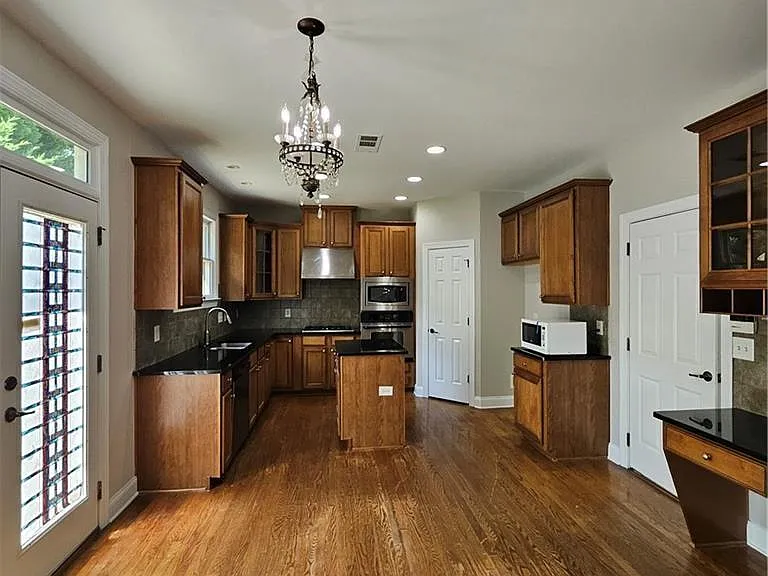 4598 Arbor Crest Pl — Photo 10