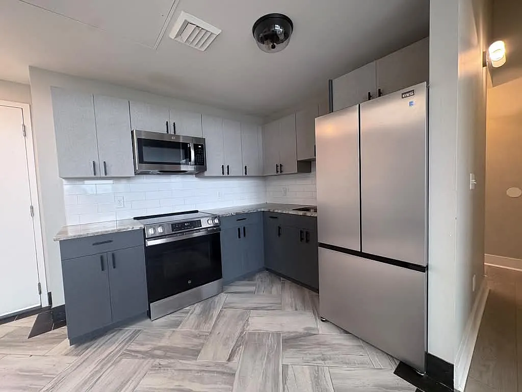 1 bed, $1,650 — Photo 2