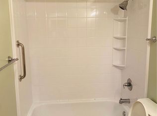 3957 Deer Ct, Woodbridge, VA 22193