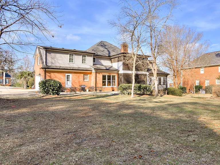 4117 Knollcrest Cir N — Photo 53