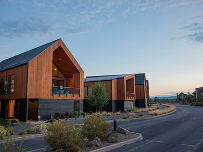 61266 Meeks Trl, Bend, OR, 97702