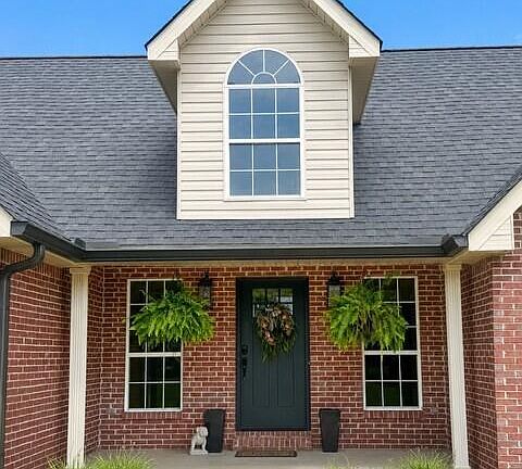 3rd image of 191 Green Land Rd